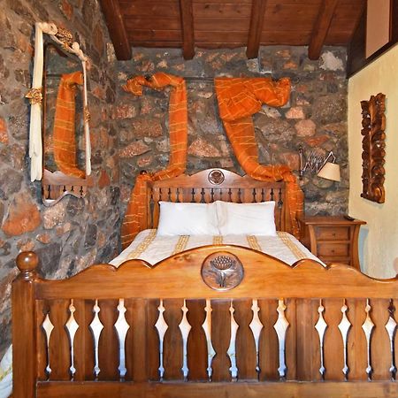פלאיוס אגיוס אתנאסיוס Luxurious Residence At The Village Square מראה חיצוני תמונה