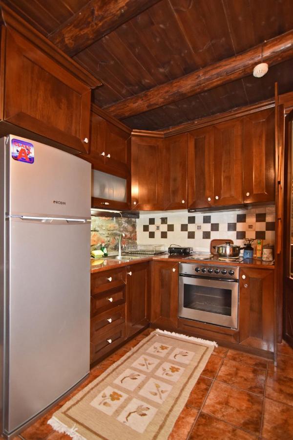 פלאיוס אגיוס אתנאסיוס Luxurious Residence At The Village Square מראה חיצוני תמונה