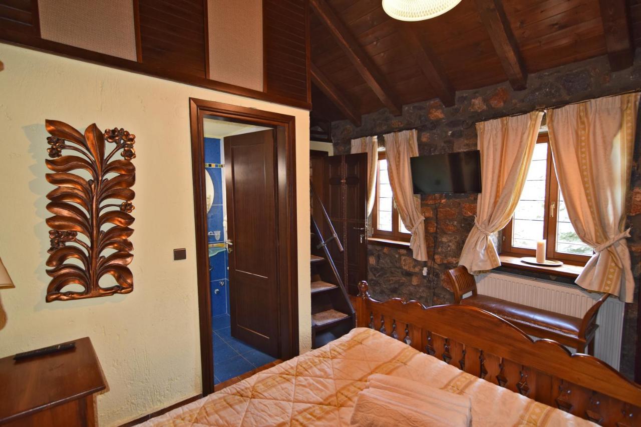 פלאיוס אגיוס אתנאסיוס Luxurious Residence At The Village Square מראה חיצוני תמונה