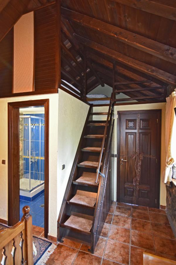 פלאיוס אגיוס אתנאסיוס Luxurious Residence At The Village Square מראה חיצוני תמונה