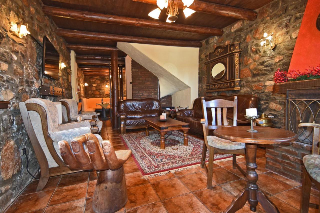 פלאיוס אגיוס אתנאסיוס Luxurious Residence At The Village Square מראה חיצוני תמונה