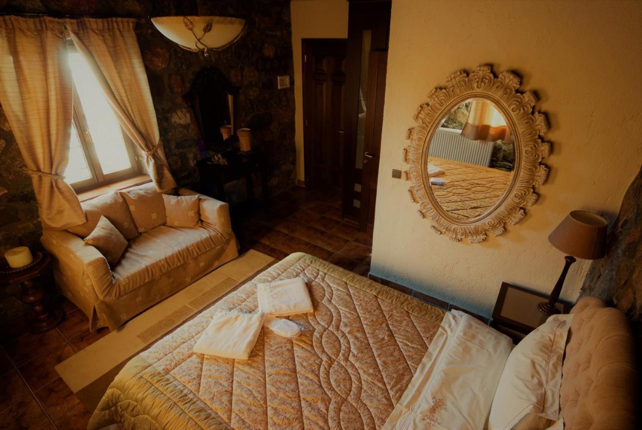 פלאיוס אגיוס אתנאסיוס Luxurious Residence At The Village Square מראה חיצוני תמונה